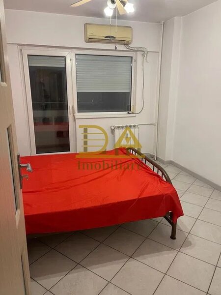 Piata Unirii, 0% comision, apartament 2 cam, et. 6, 3 balcoane